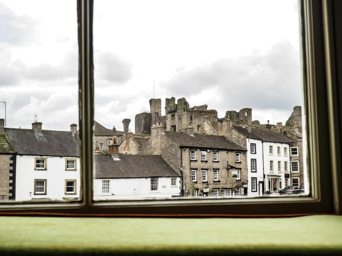 The Wensleydale Hotel Middleham Exterior foto